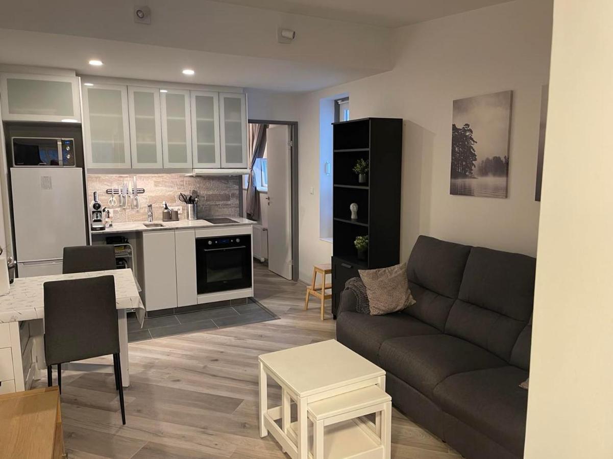 Apartment Askur's Crib: 1 Bed