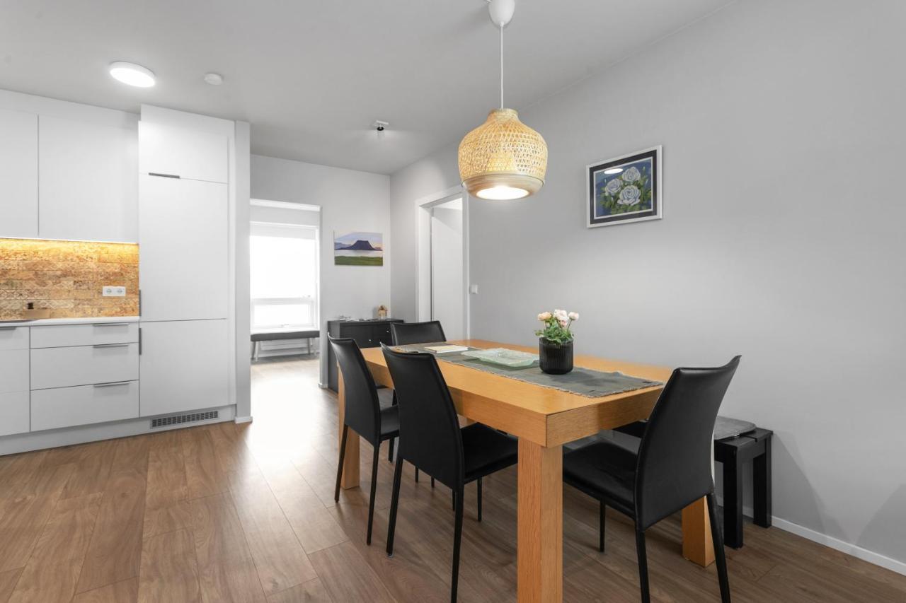 Apartamento Modern 2br Flat W/ Balcony