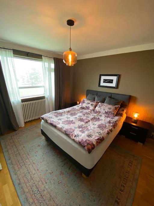 Apartamento Charming Two Bedroom In Vesturbaer Donwtown Reiquiavique