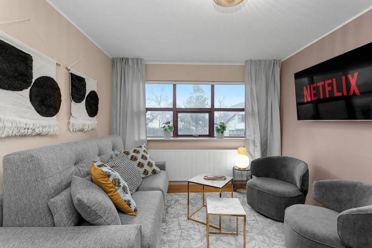 Apartment Venture Vacation-restful Retreat In The Suburbs *
