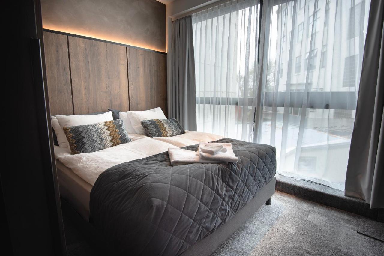 B14 & 4* Reykjavik
