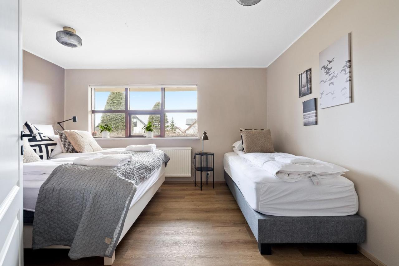 Venture Vacation-restful Retreat In The Suburbs Apartment