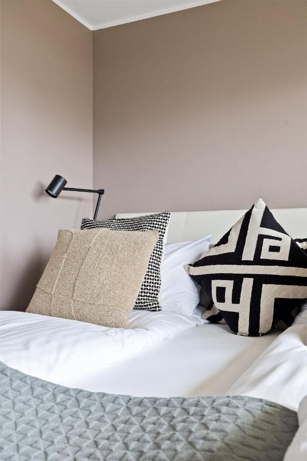 Venture Vacation-restful Retreat In The Suburbs Apartment
