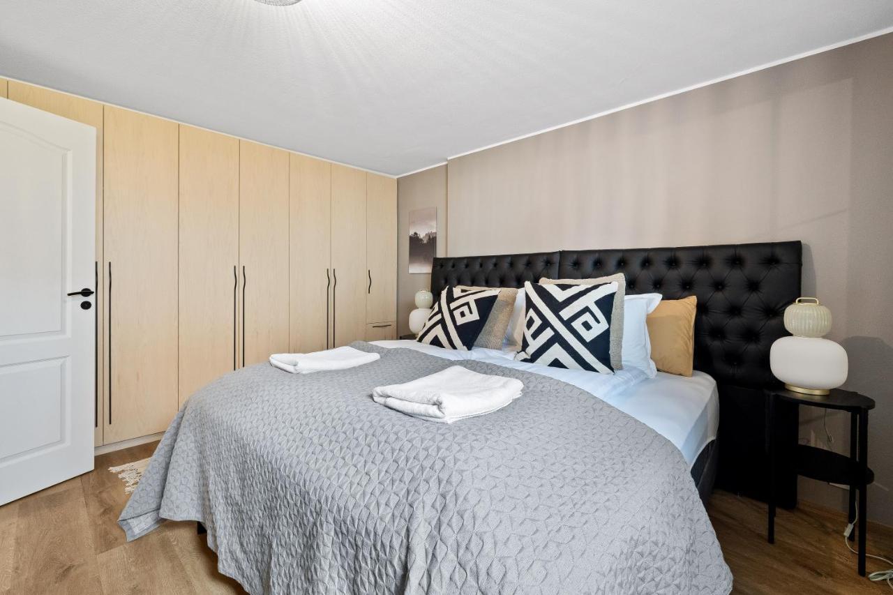 Venture Vacation-restful Retreat In The Suburbs *