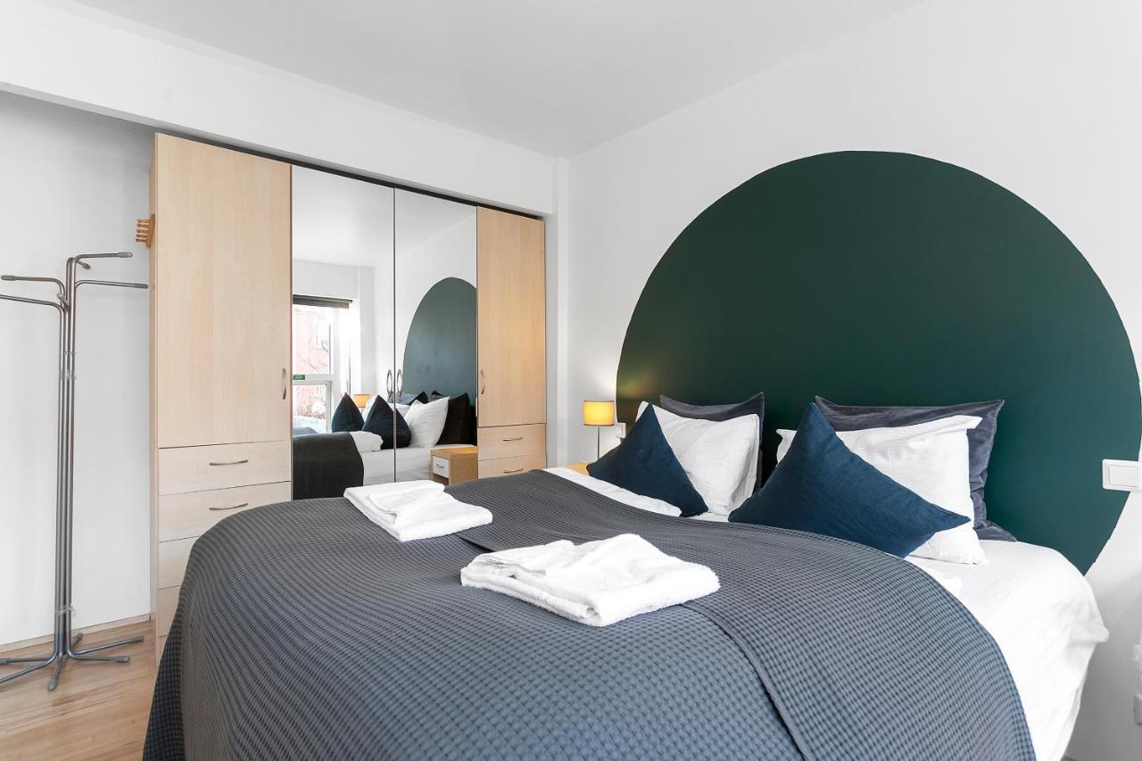 Baron Downtown Apartment *