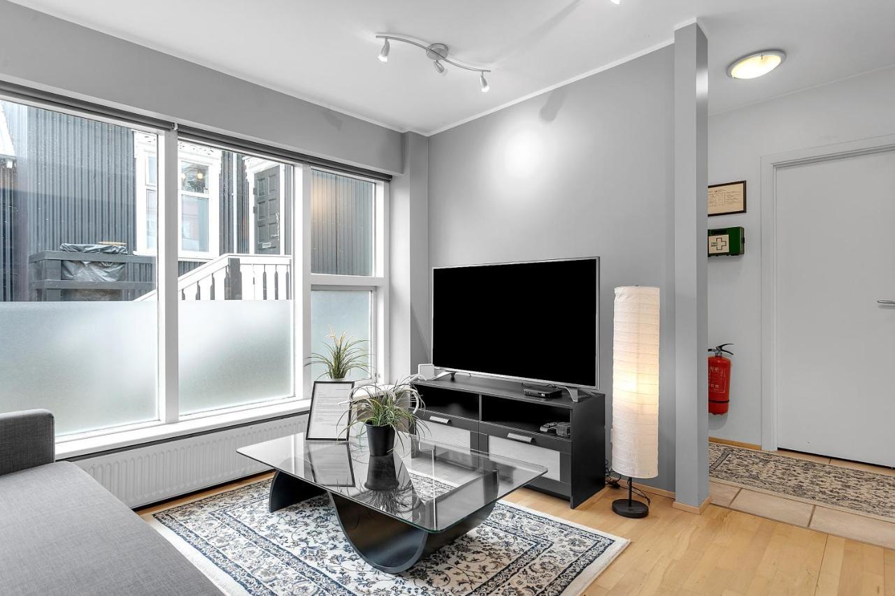 Baron Downtown Apartment