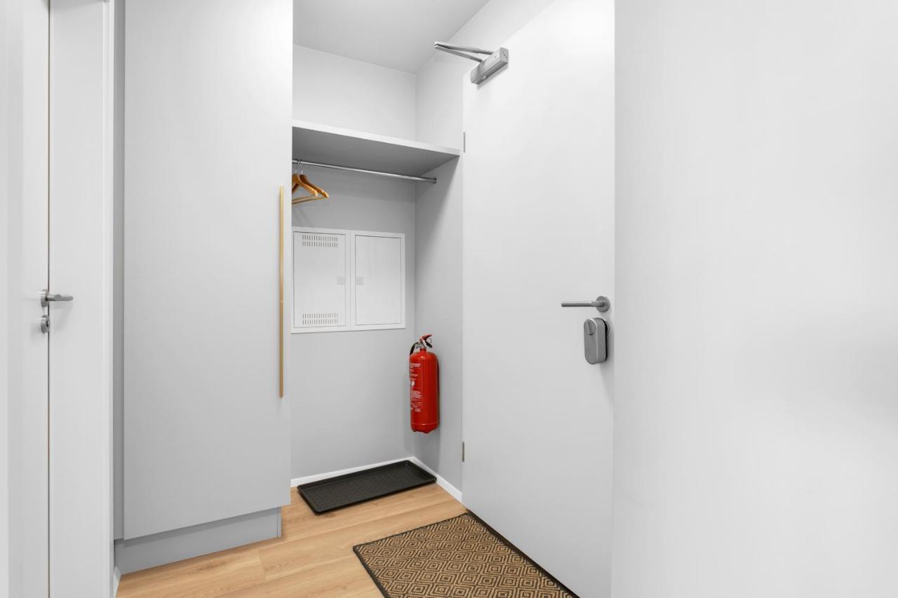 Central Studio Apartment *