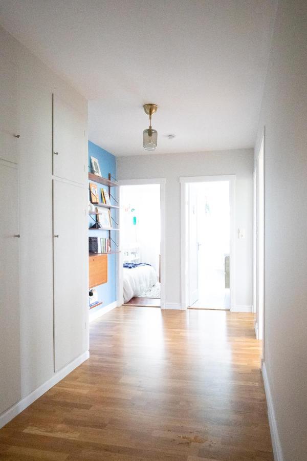 Bright Near Center Apartamento *