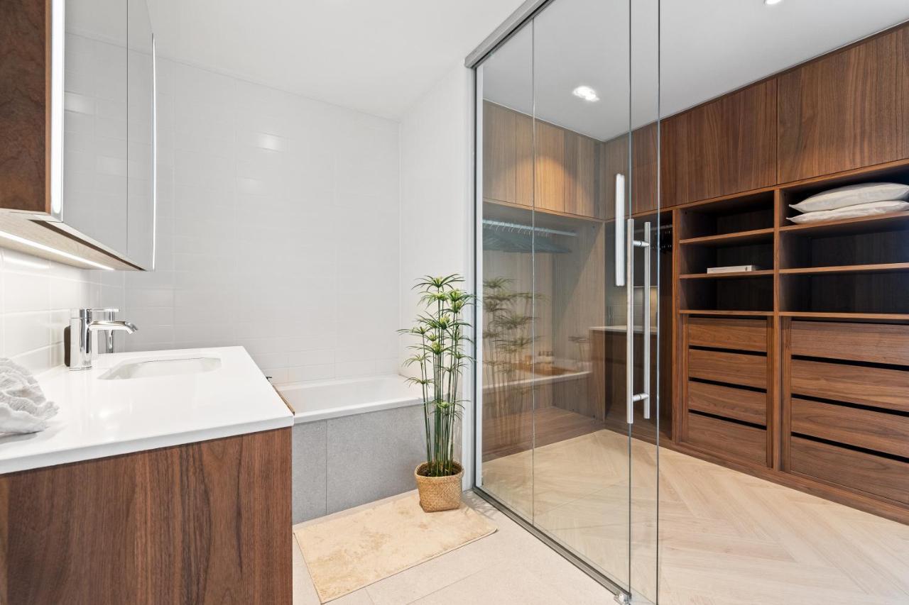 Apartment Specious 3br & 2ba With Ocean View - Free Parking *