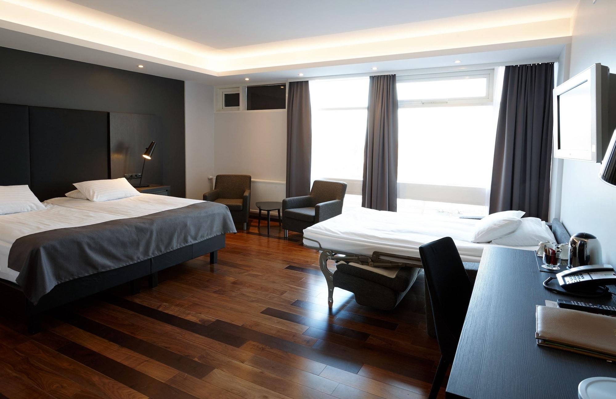 Grand Hotel
