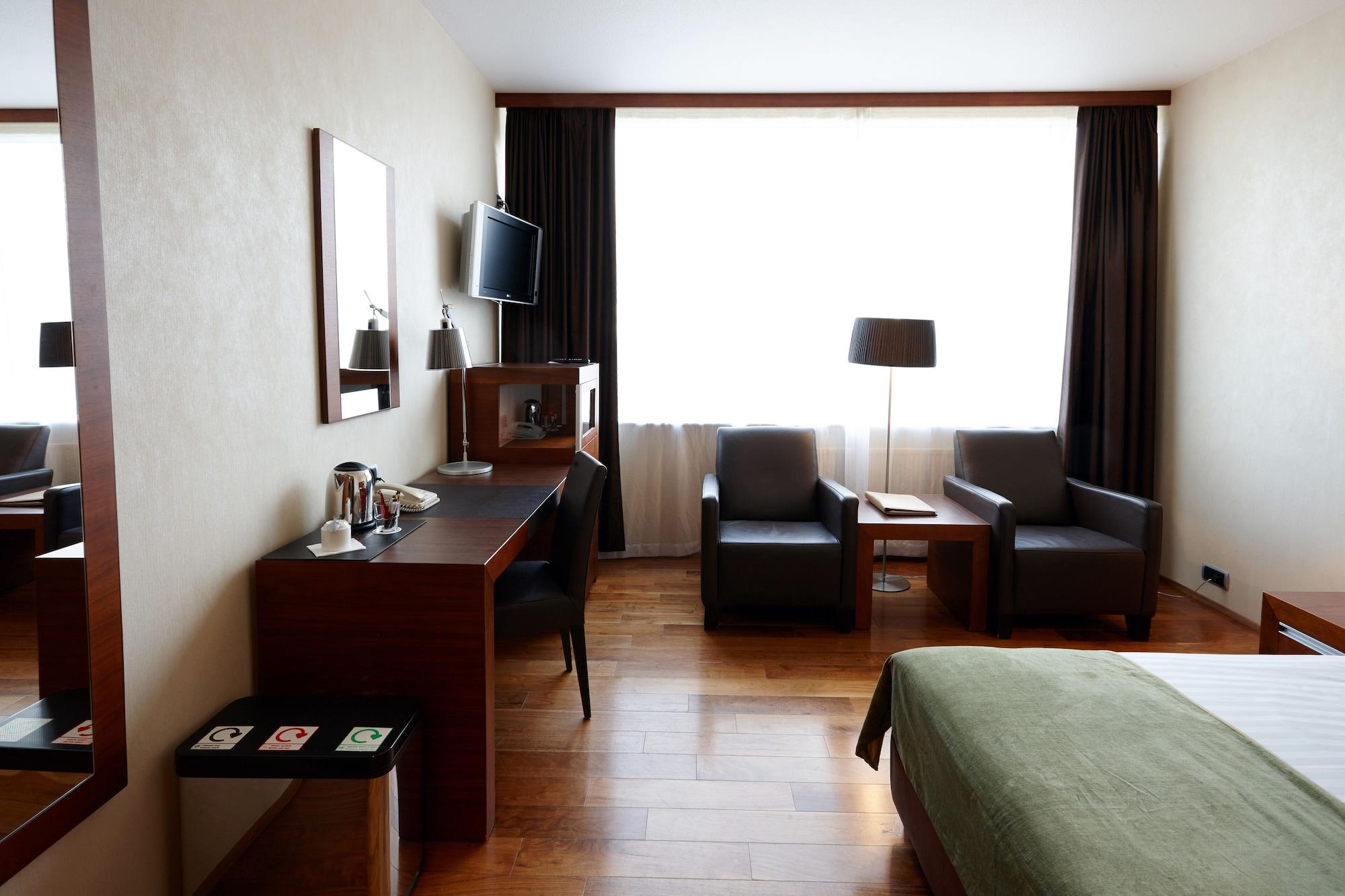 Hotel Grand 4*