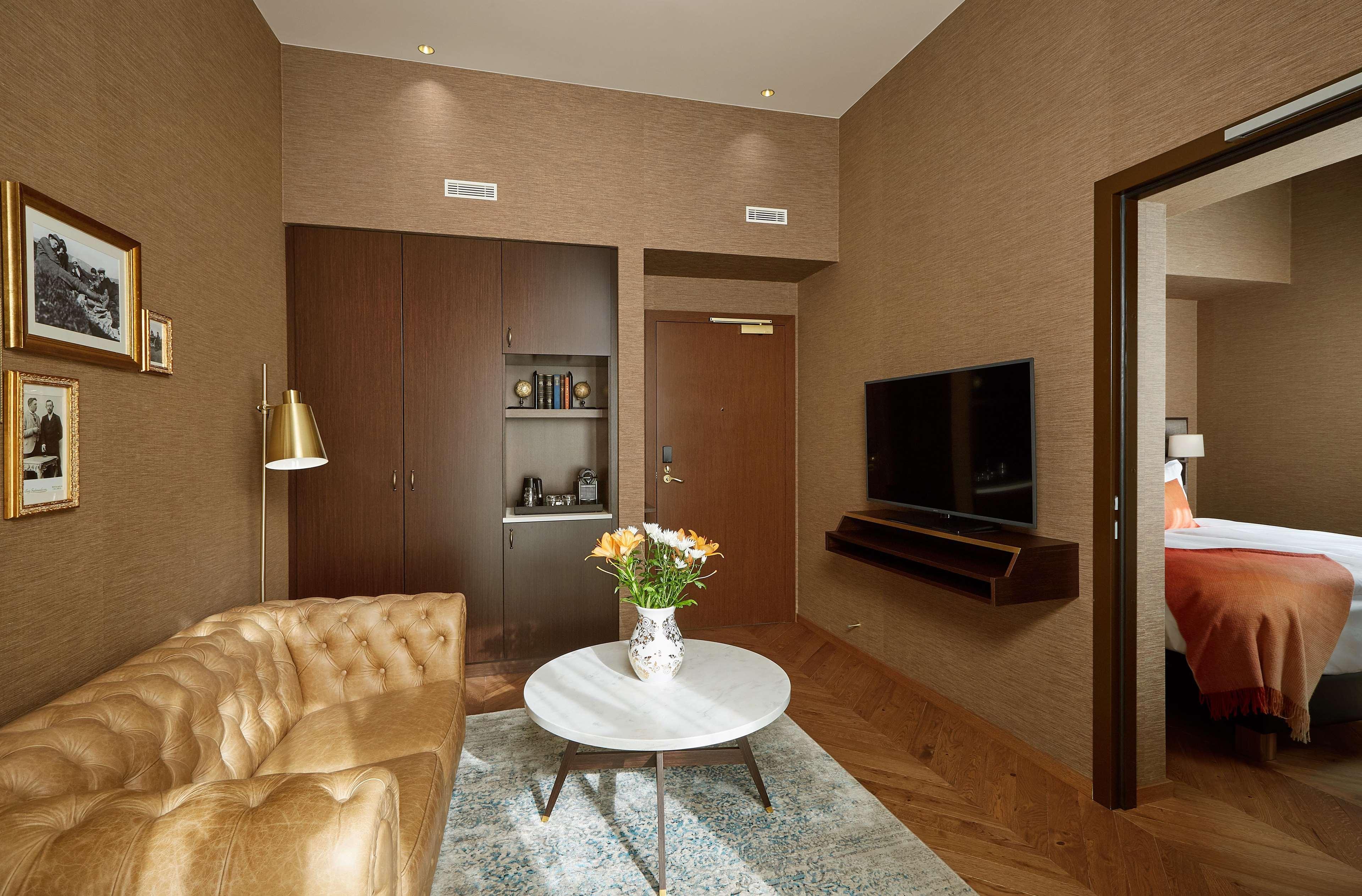 Konsulat Hotel, Curio Collection By Hilton Hotel