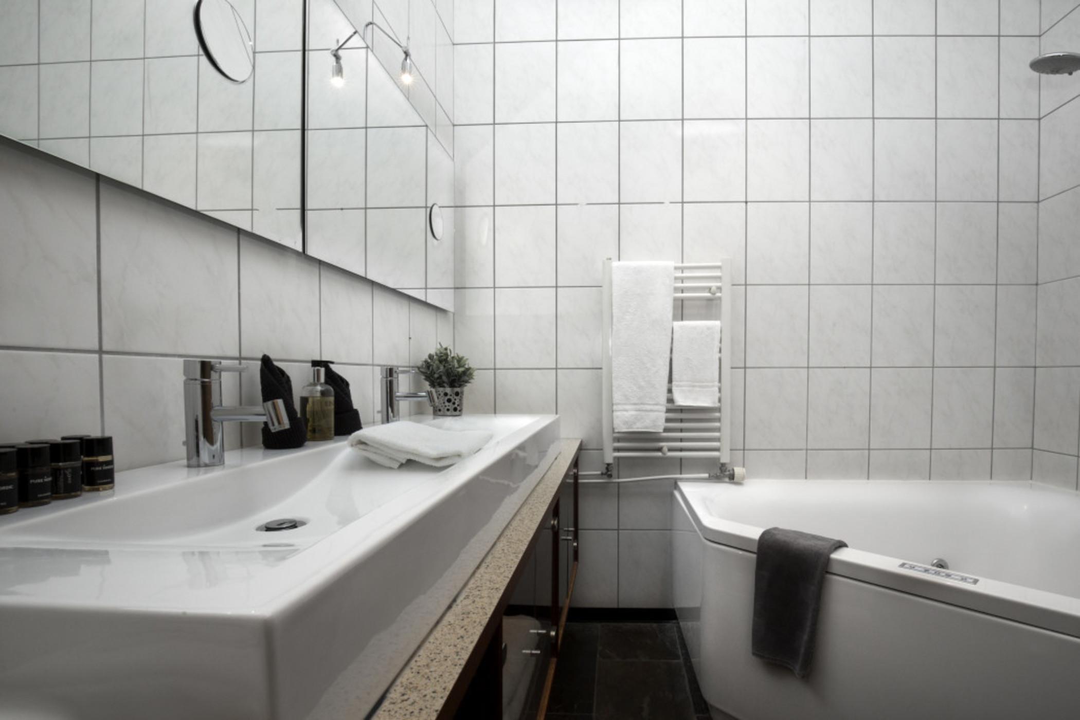 Mani Apartment *