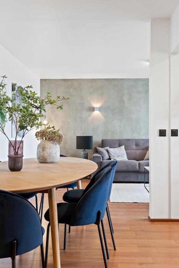 Apartment Icelands Biggest Mall At 8 Minute Walk - Free Parking Reykjavík