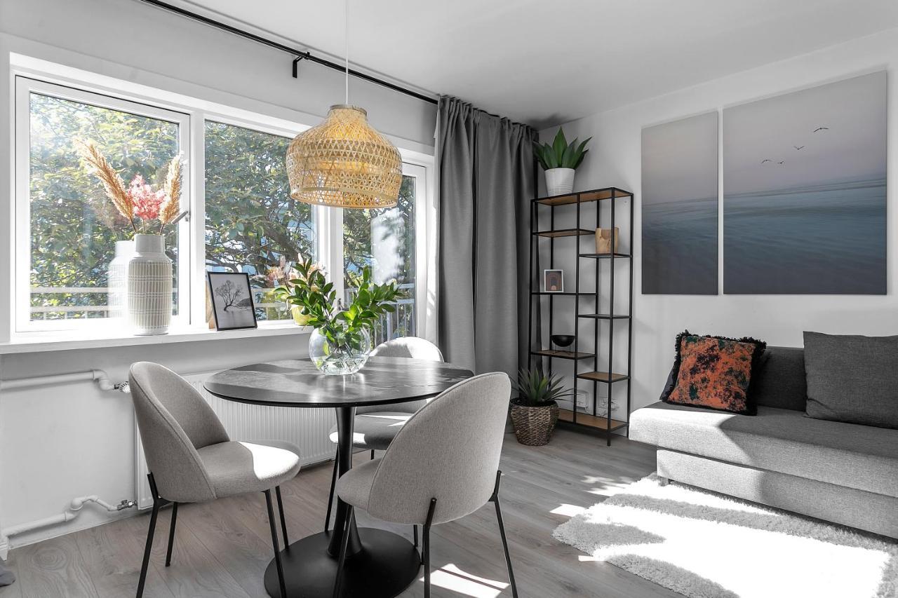 Cozy And Apartment *