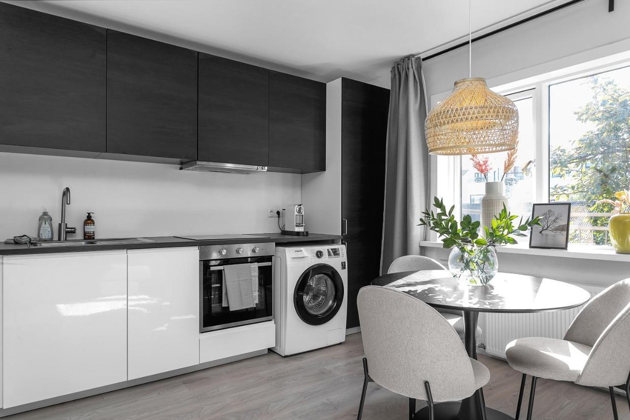 Cozy And Apartment *