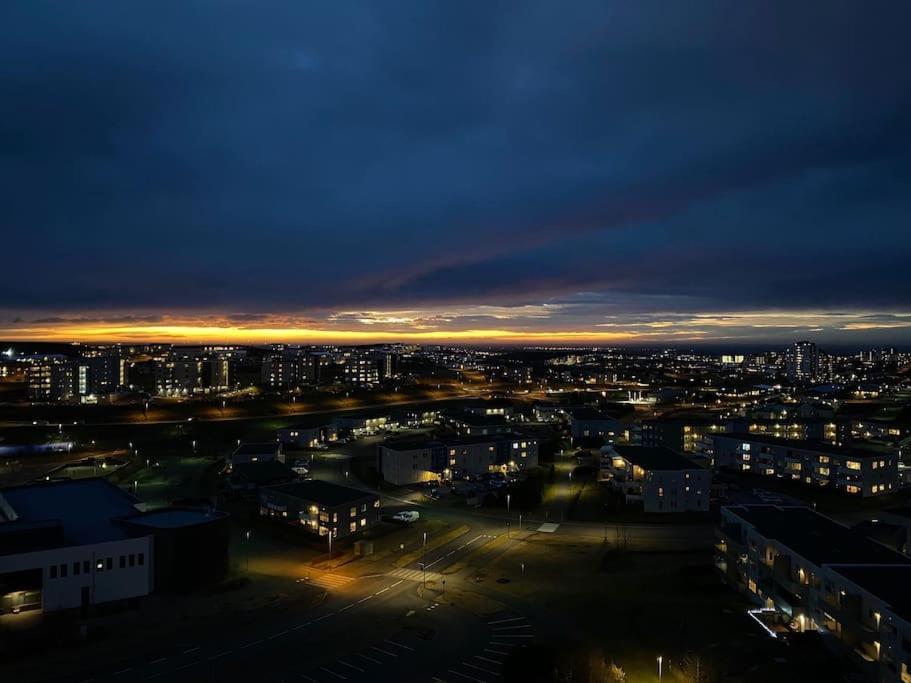 Pent House Dublex With Amazing And Ocean Views For 4 6 People Appartement *