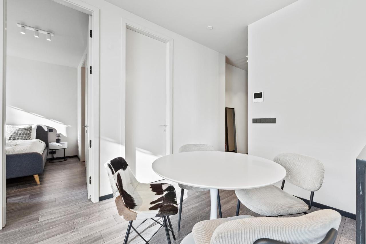 Apartment Cozy Lux 2Br & 2Ba City Center With Free Parking *
