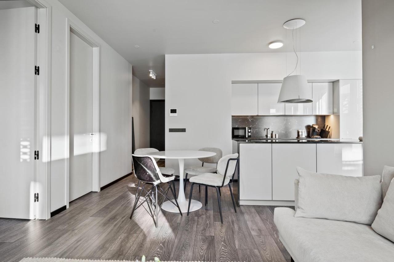 Cozy Lux 2Br & 2Ba City Center With Free Parking Apartment