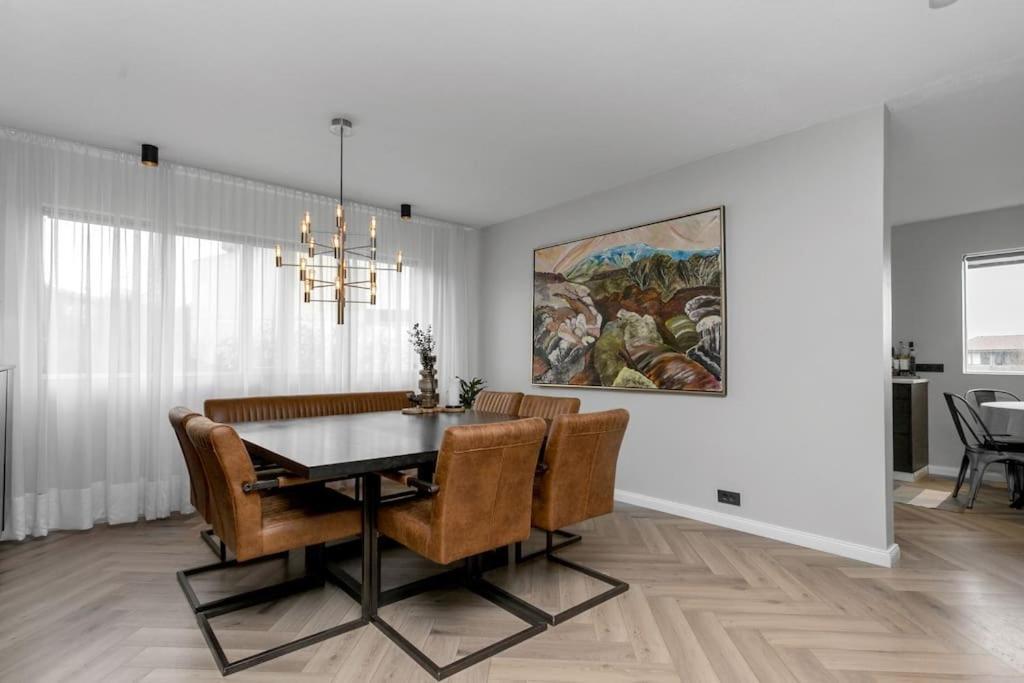 A Modern And Stylish Furnished House In Pousada *