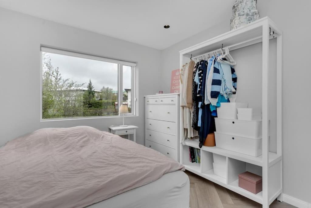 A Modern And Stylish Furnished House In Reykjavik