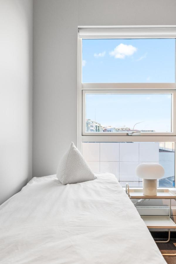 Harbour Lux 3br & 2ba In The Heart Of The With Free Parking *