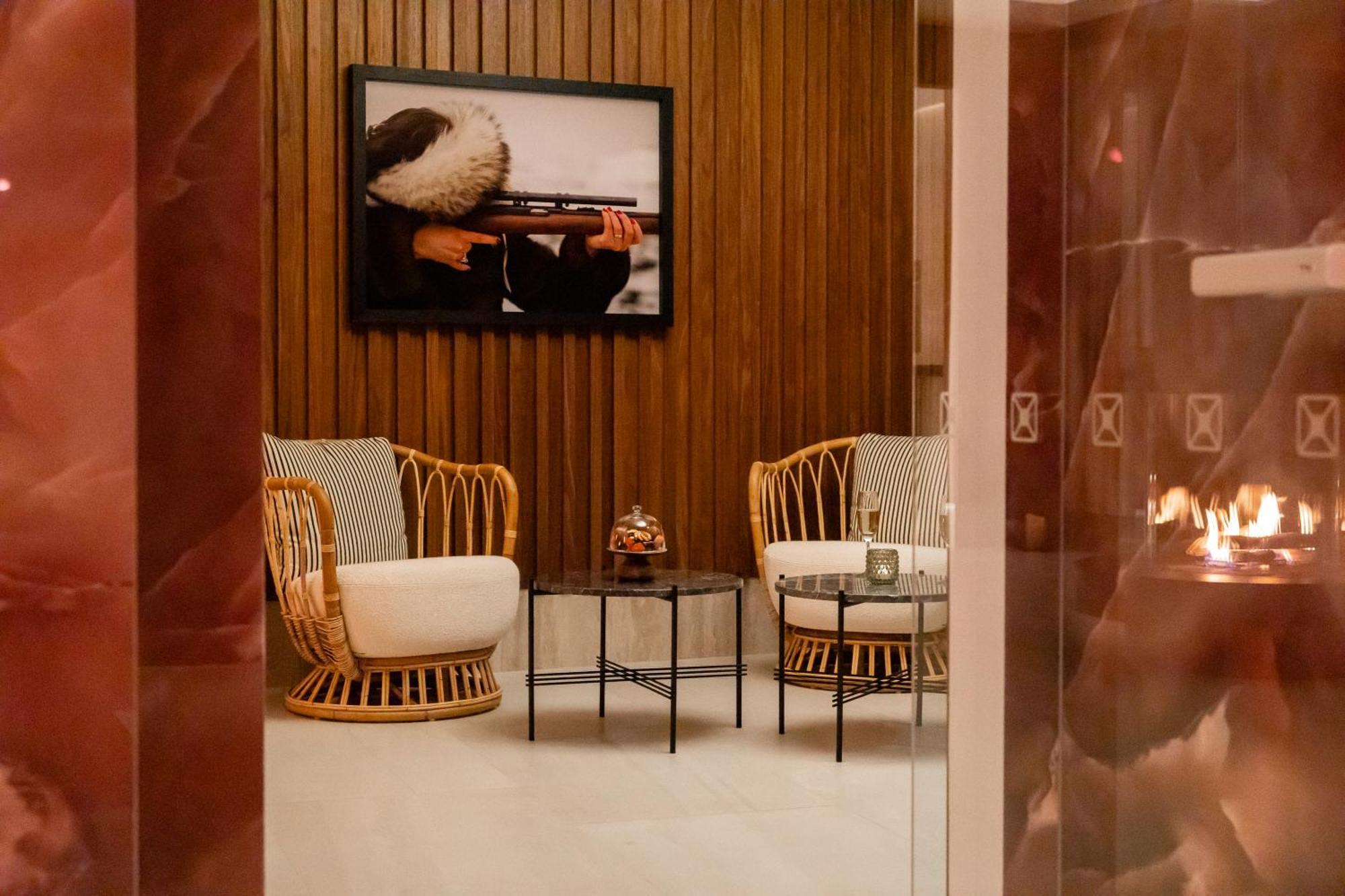 Hotel Iceland Parliament Hotel, Curio Collection By Hilton 4*