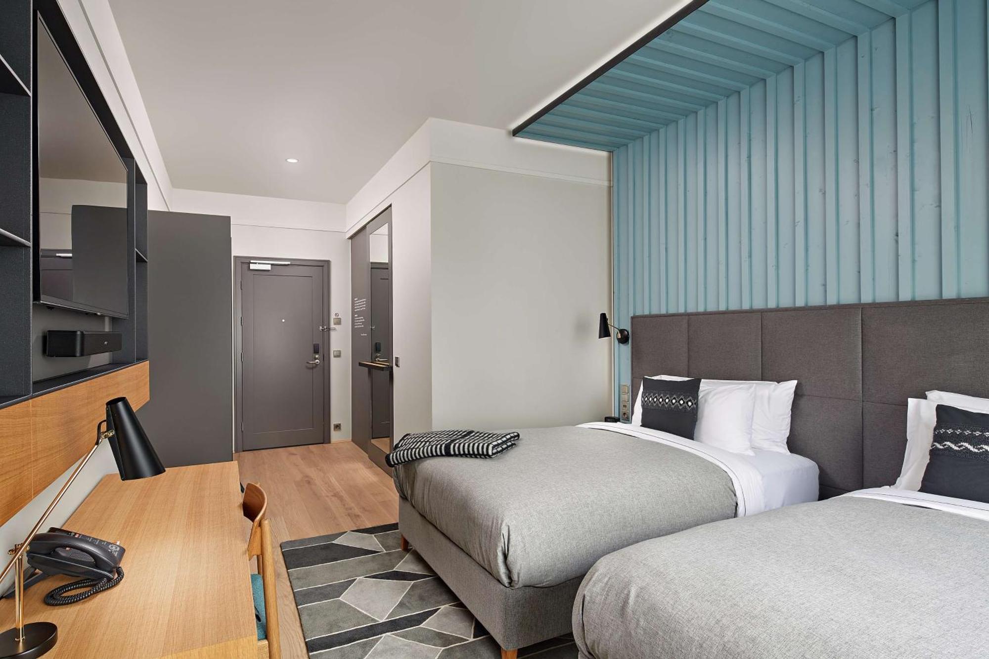 Hotel Canopy By Hilton City Centre 4*