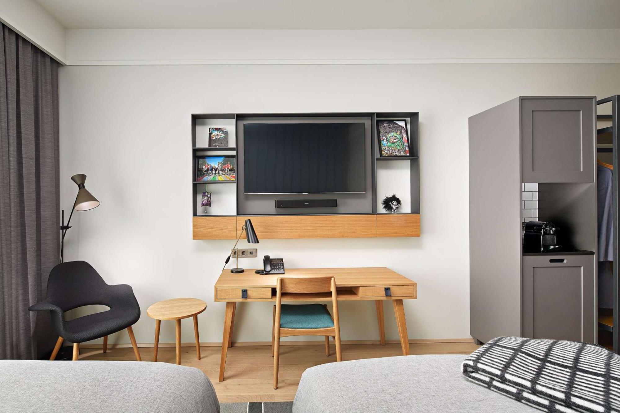 Hotel Canopy By Hilton City Centre 4*