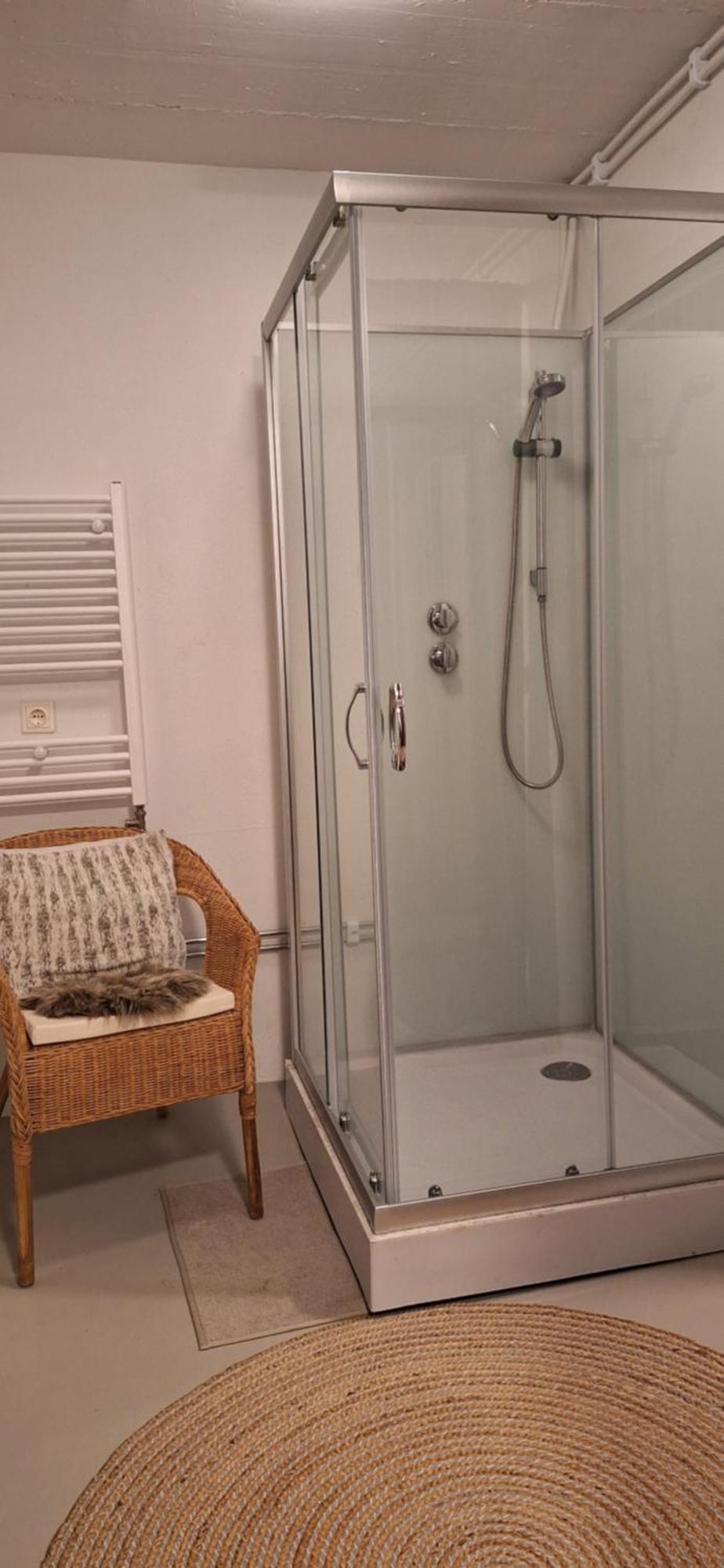 Private Room, Close To A Swimming Pool Reykjavik