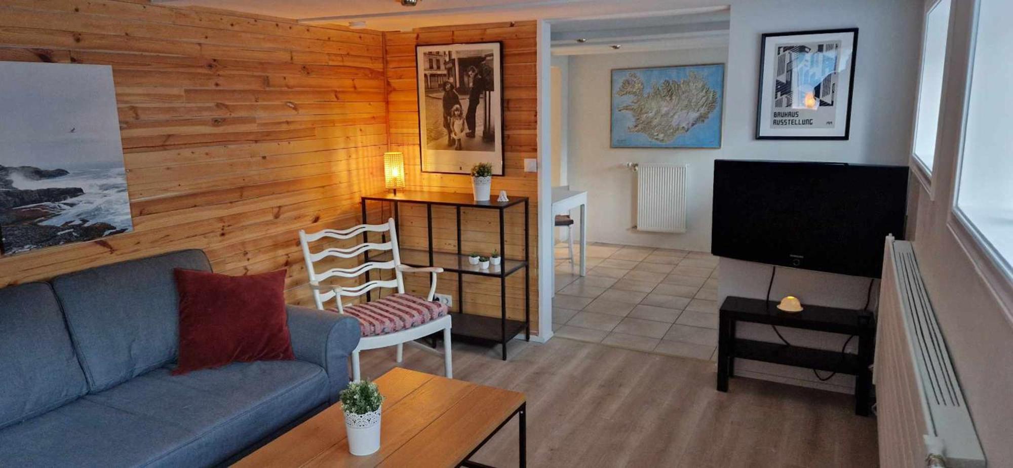 Charming In Old Town - Great Location *
