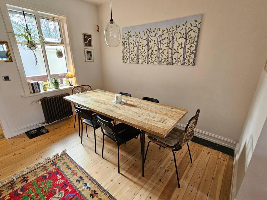 Sunny 2br In Downtown * Reykjavík