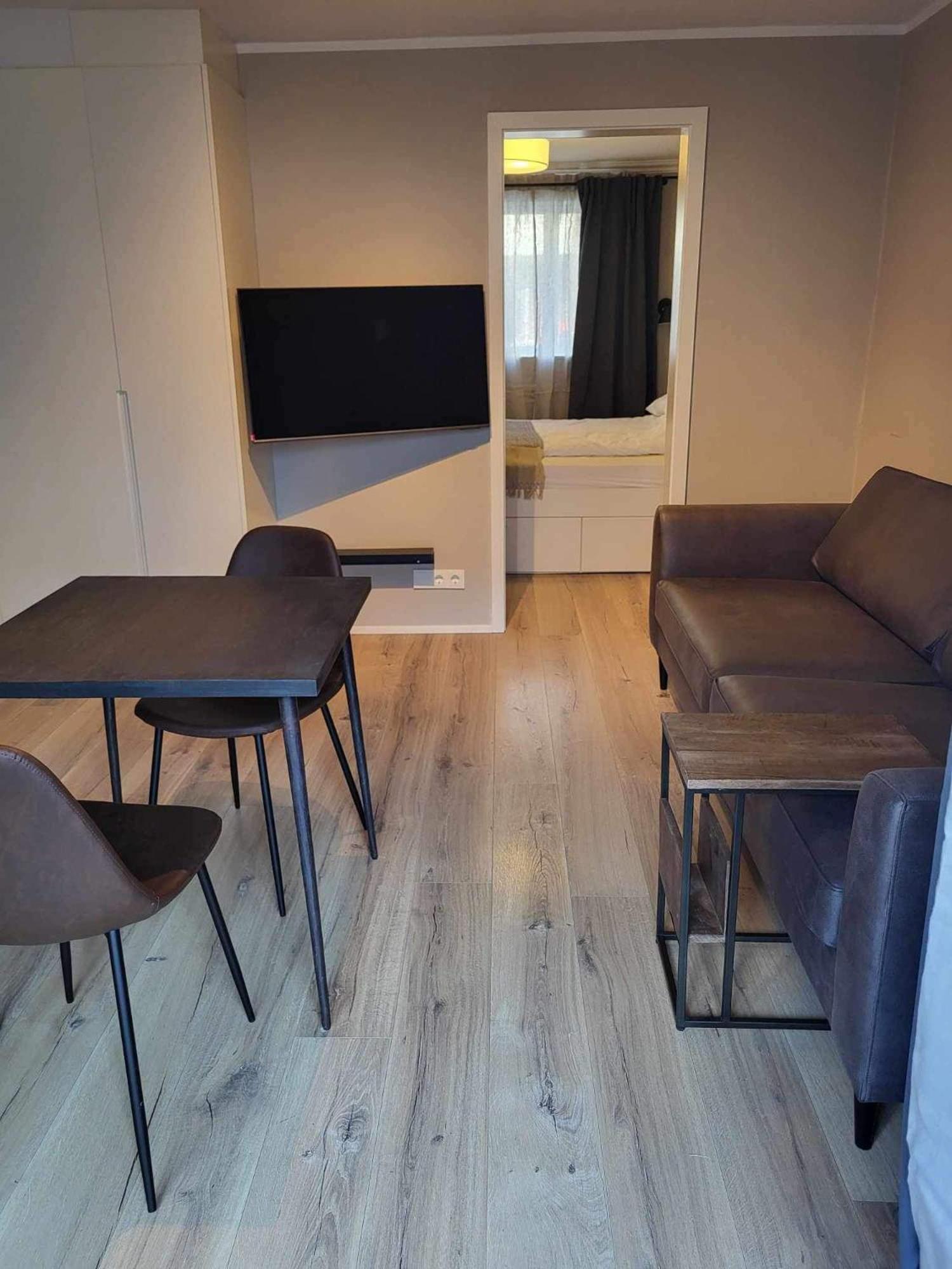 Astro Hverfisgata Apartment *