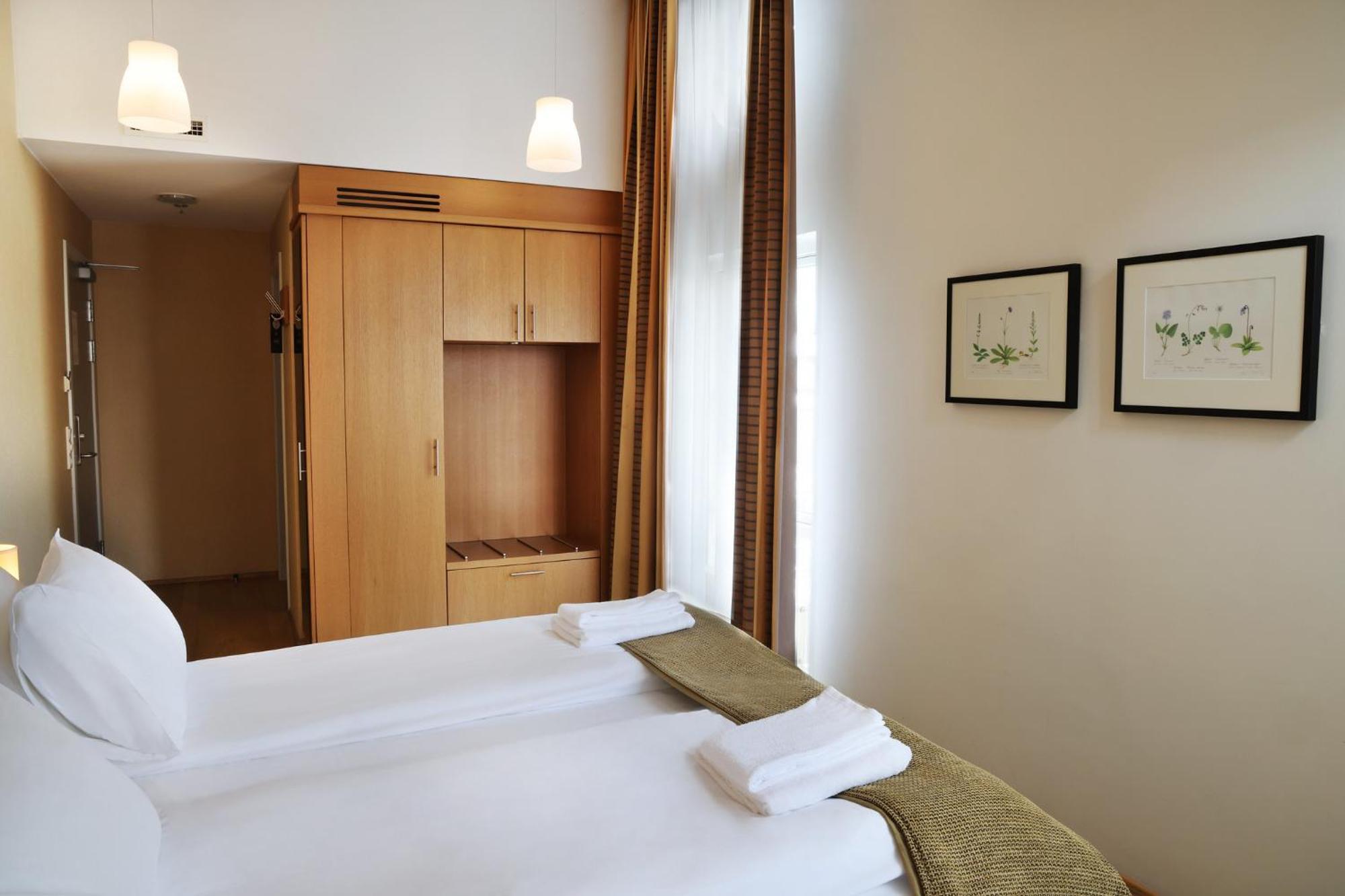 Centrum Hotel 4*