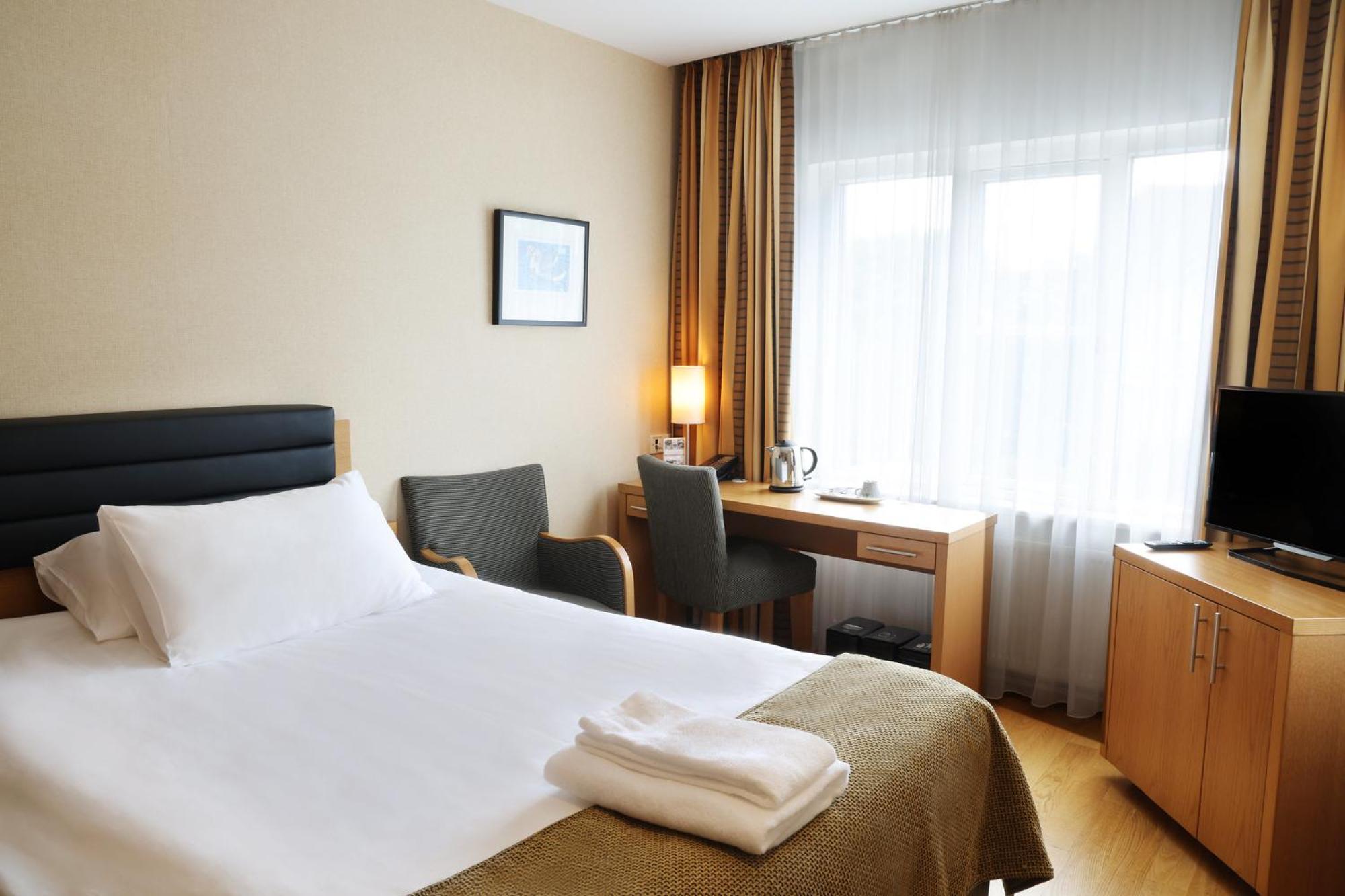 Centrum 4*