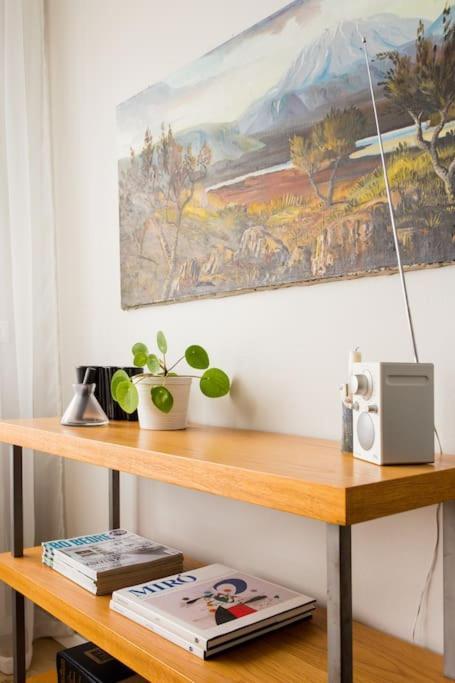 Appartement Center Base In A Prime Location In *