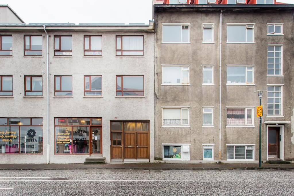 Center Base In A Prime Location In Apartment Reykjavik