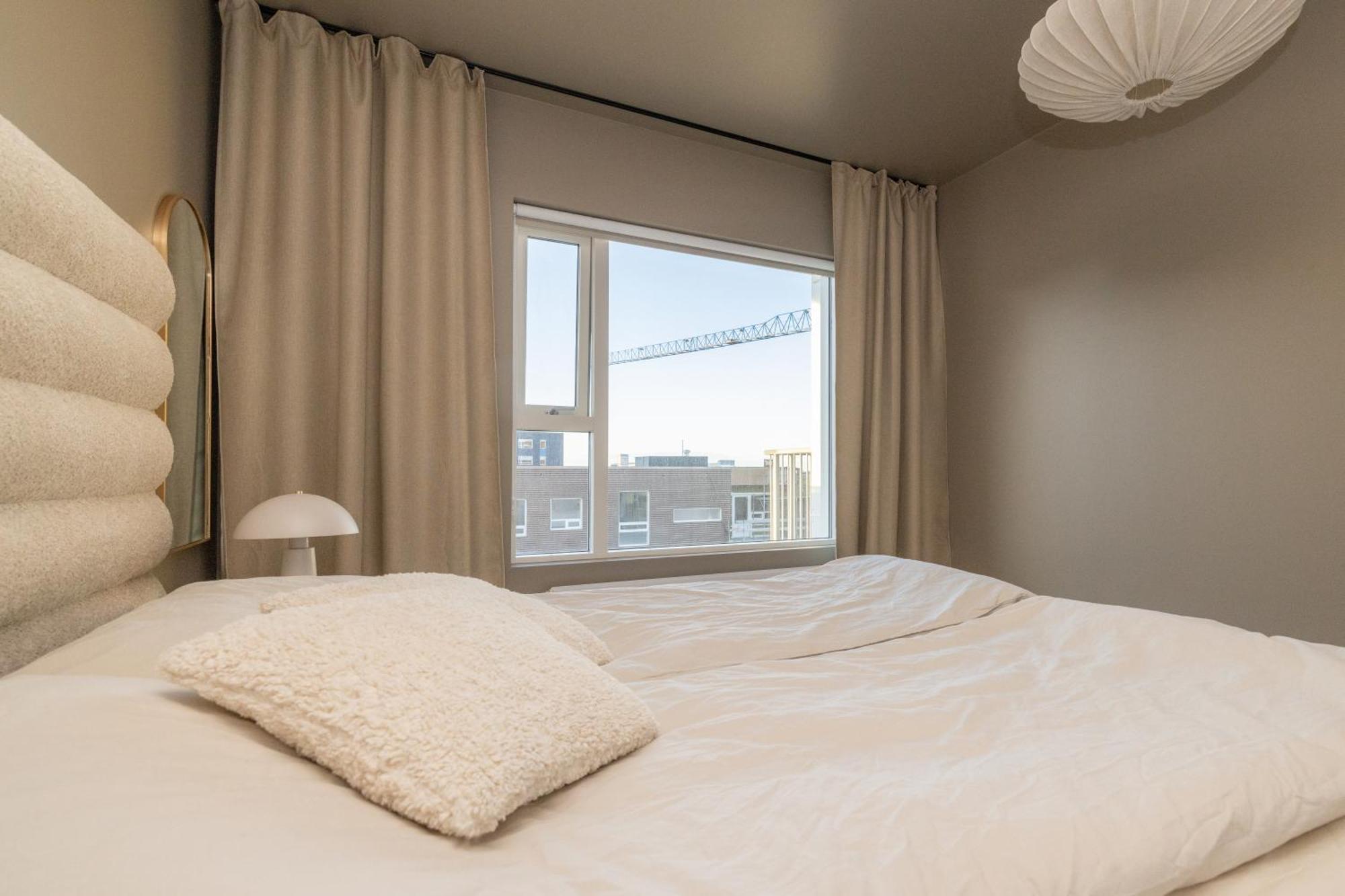 Modern Flat In Reykjavik, Ulfarsardalur *