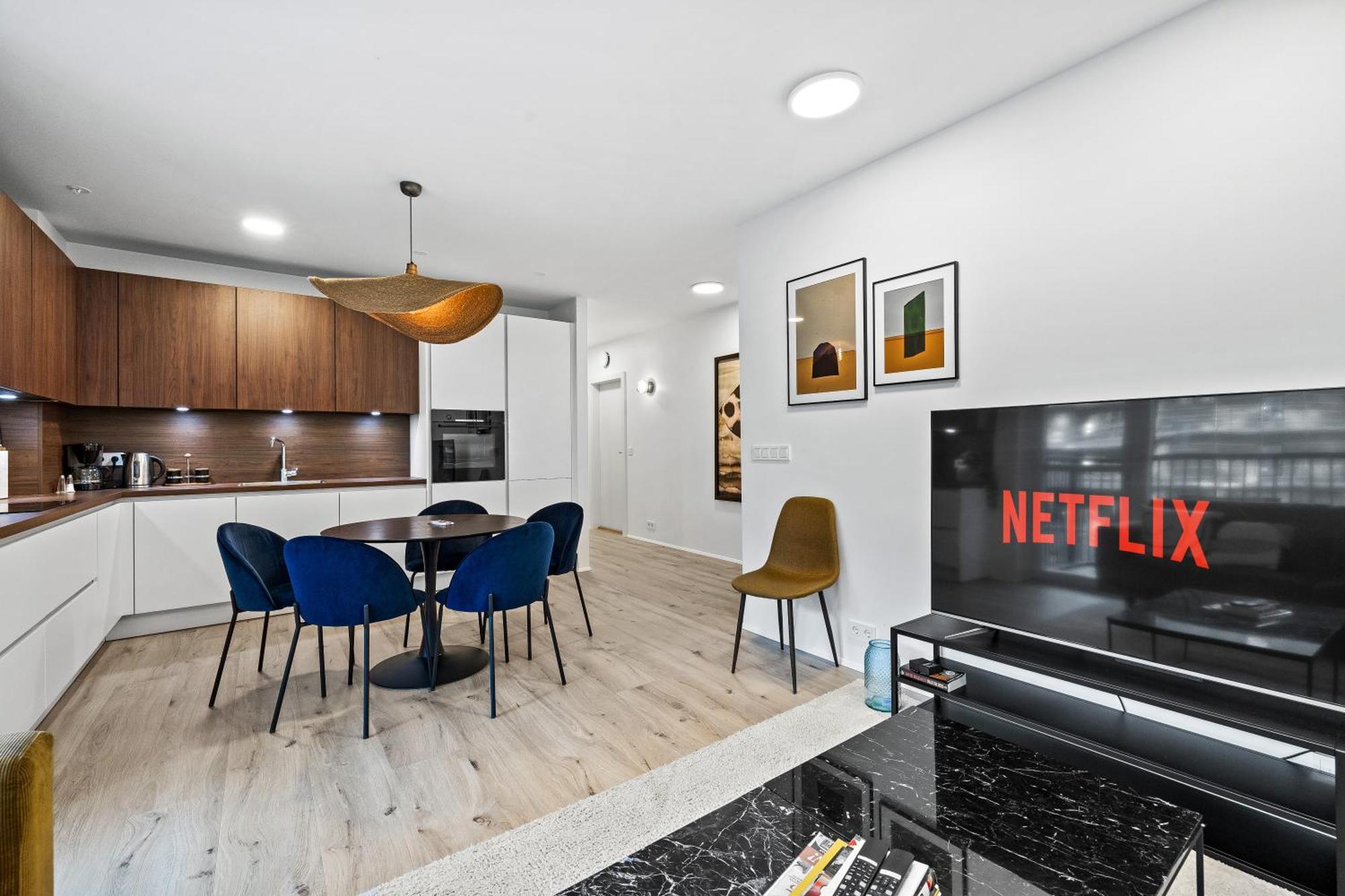 Unwind In Luxury Steps From Smaralind Mall Apartamento