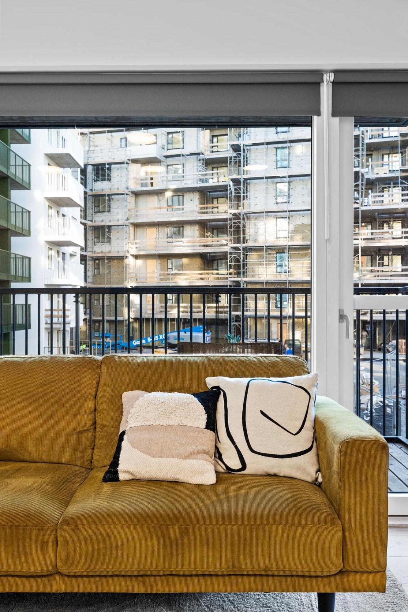 Unwind In Luxury Steps From Smaralind Mall Apartamento Reiquiavique
