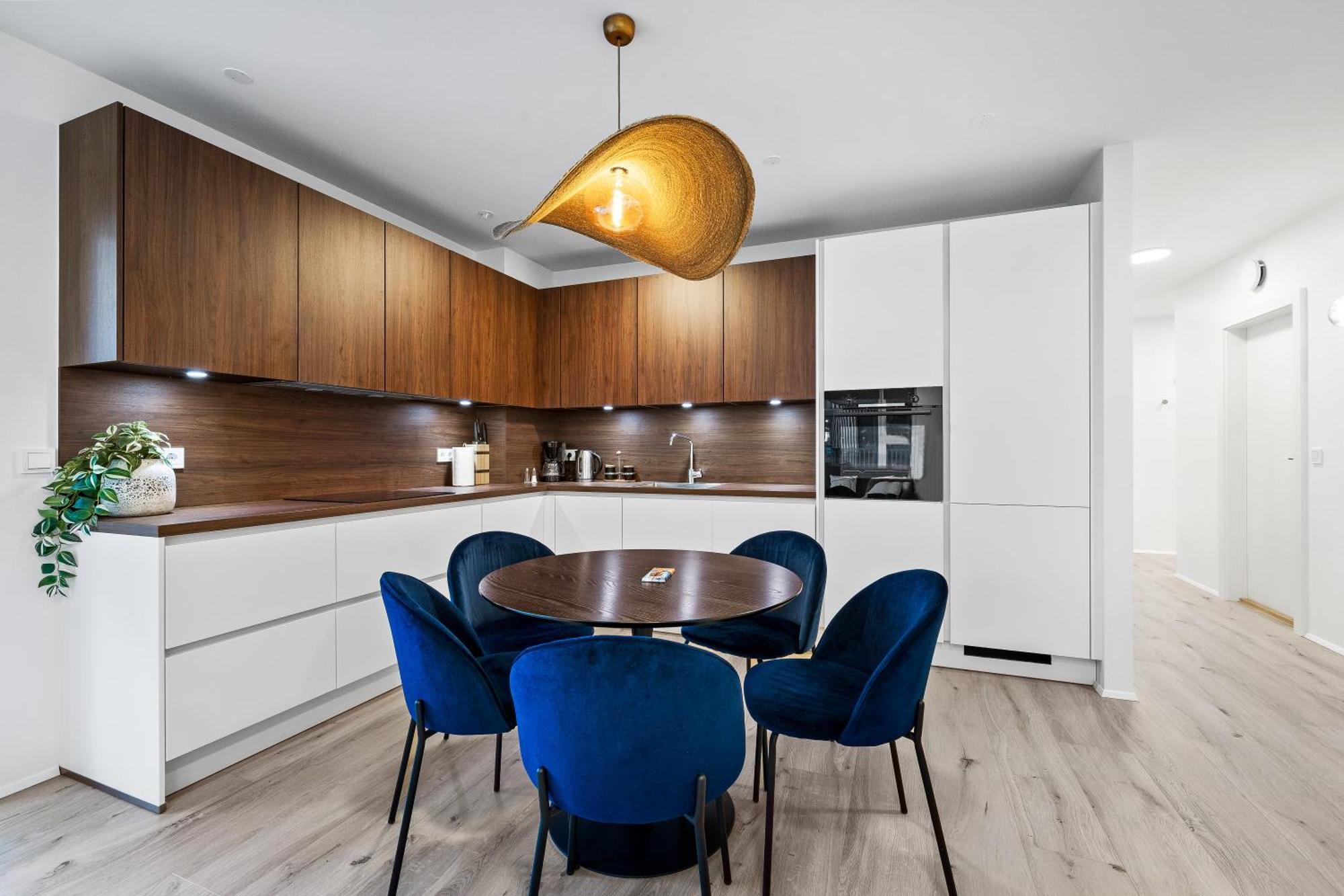 Unwind In Luxury Steps From Smaralind Mall Apartamento