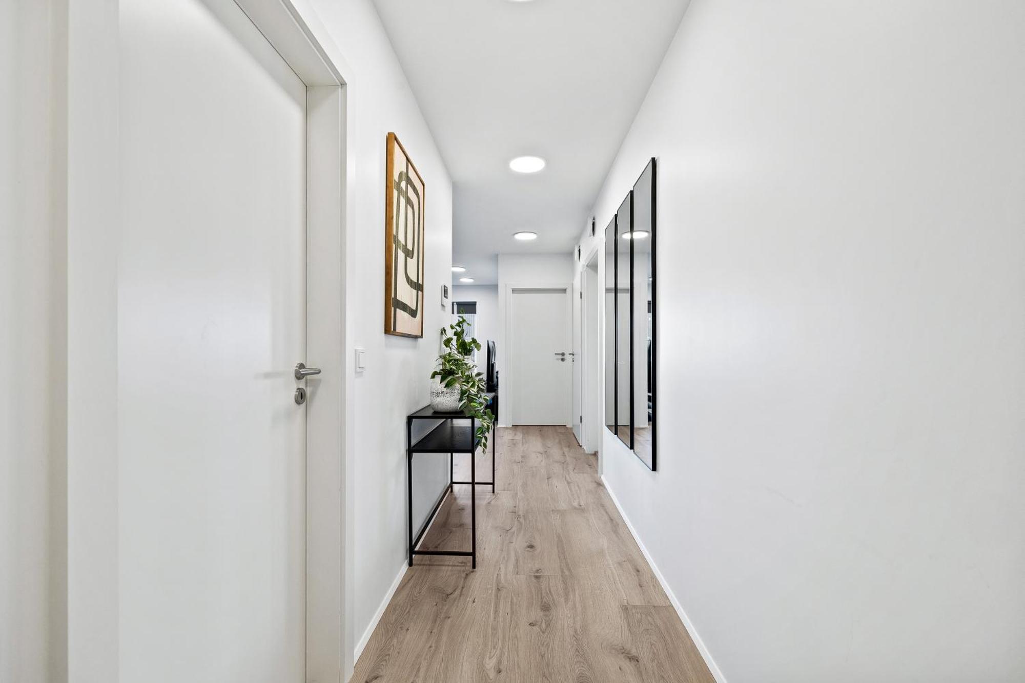 Apartment New Near Smaralind Mall With Private Parking