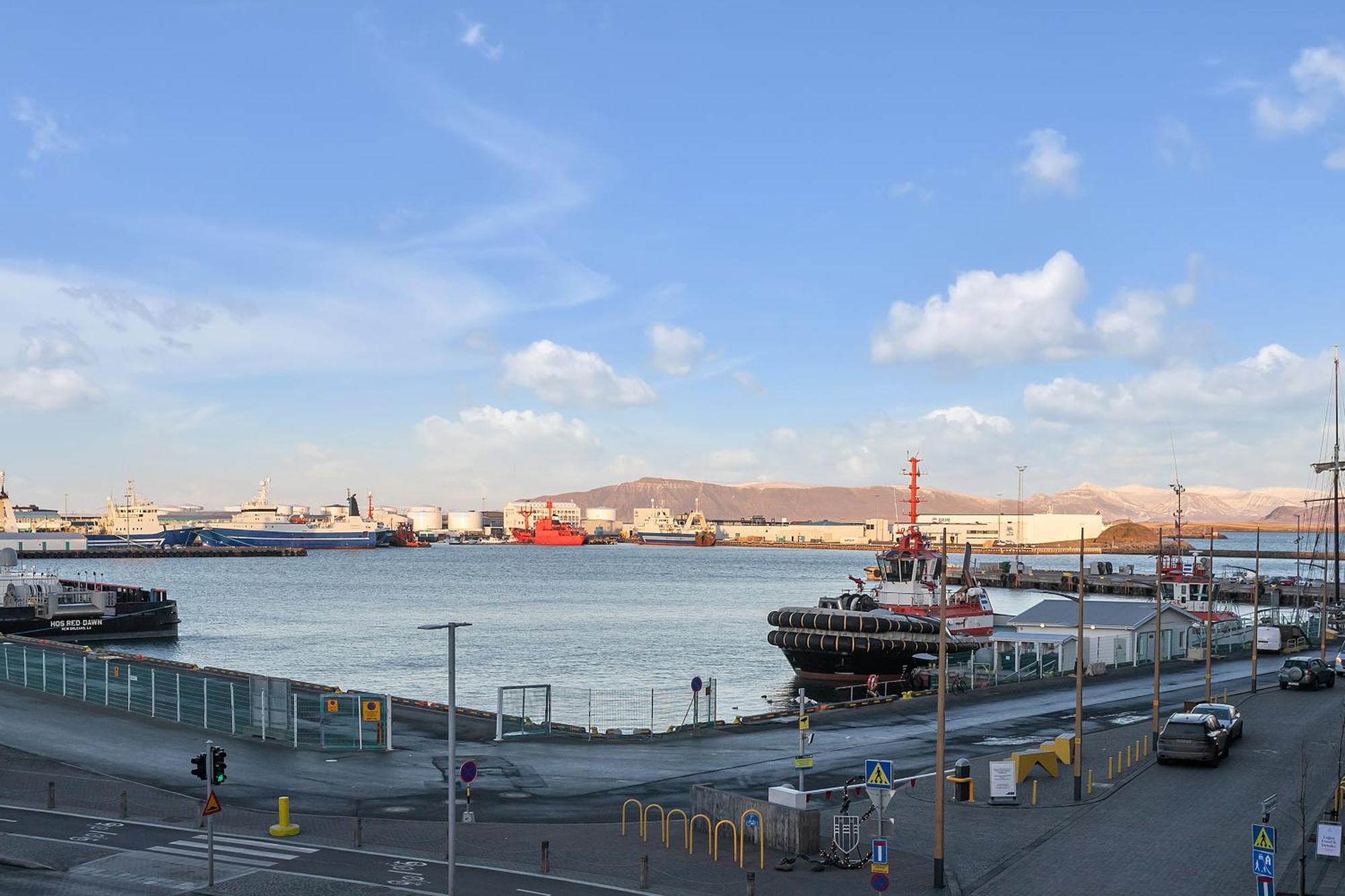 Sunny - Harbour View