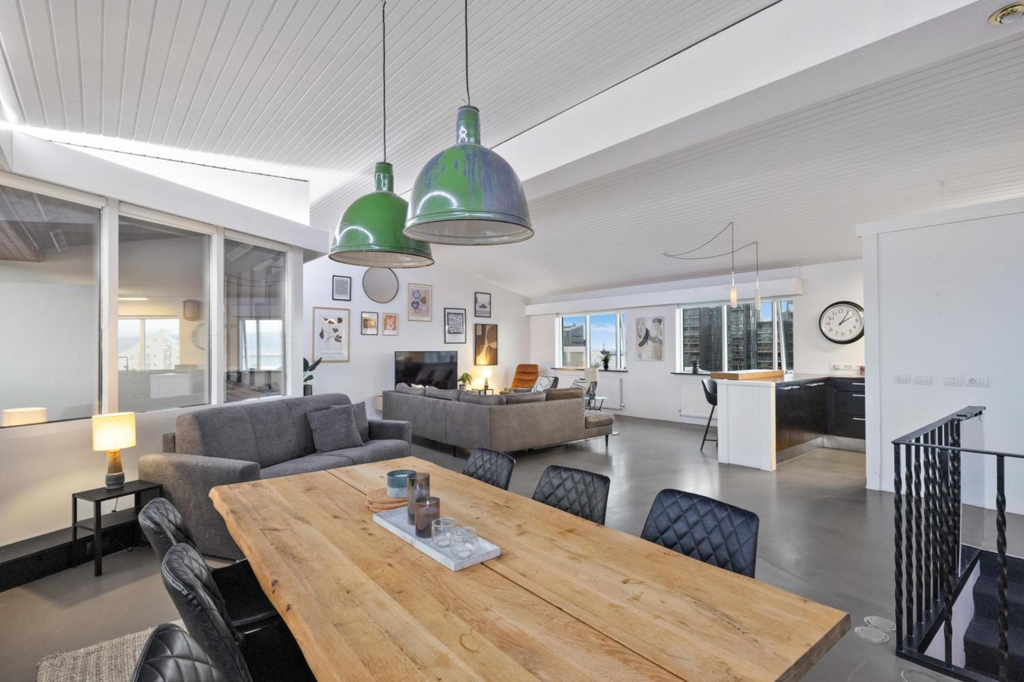 Apartment Penthouse On The Shopping Street-free Parking
