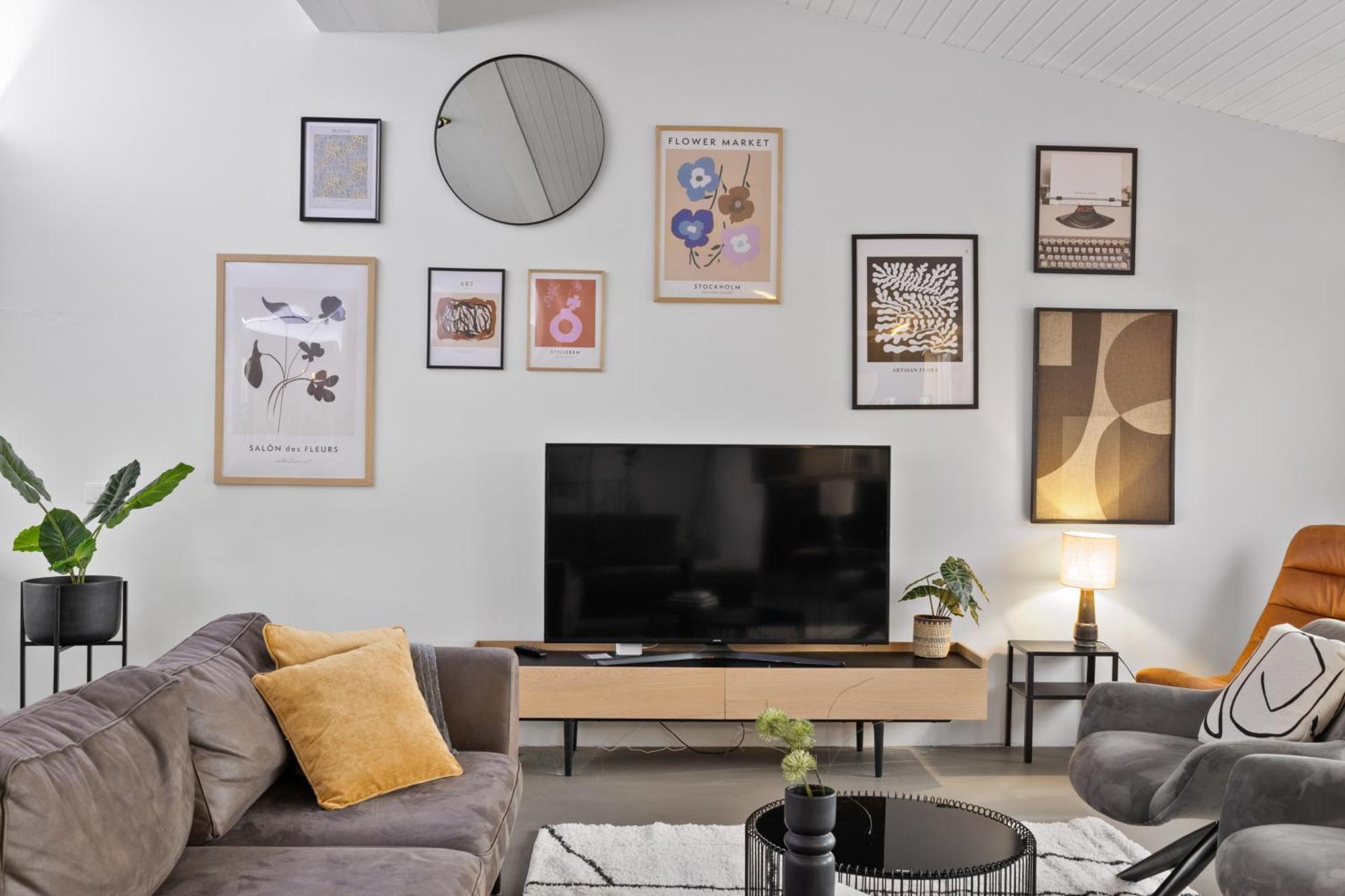 Penthouse On The Shopping Street-free Parking Apartment *