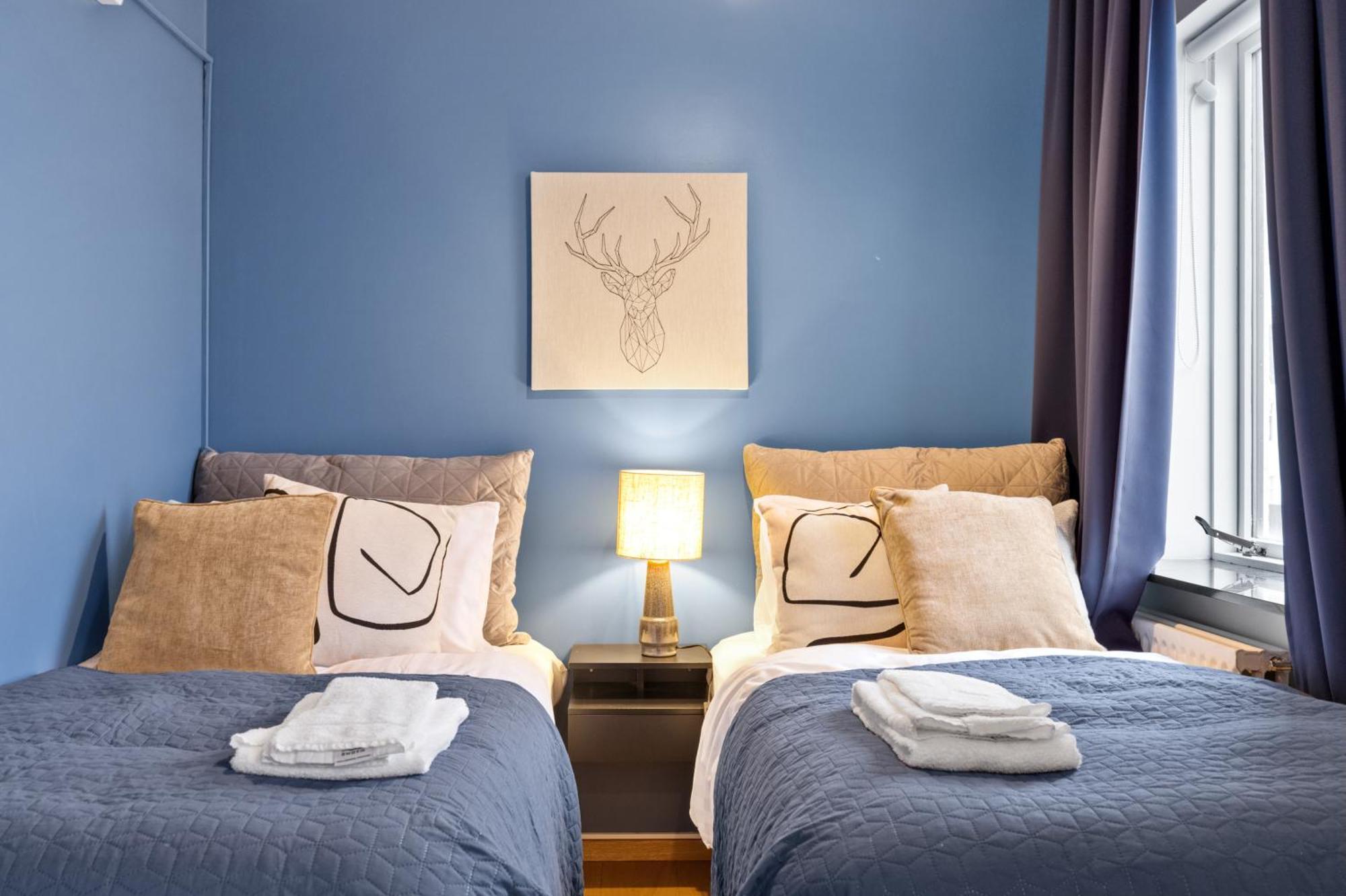 Penthouse On The Shopping Street-free Parking Apartment *