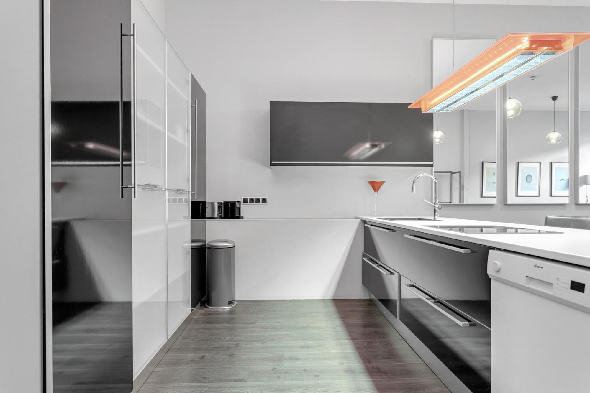 Mani Apartment *
