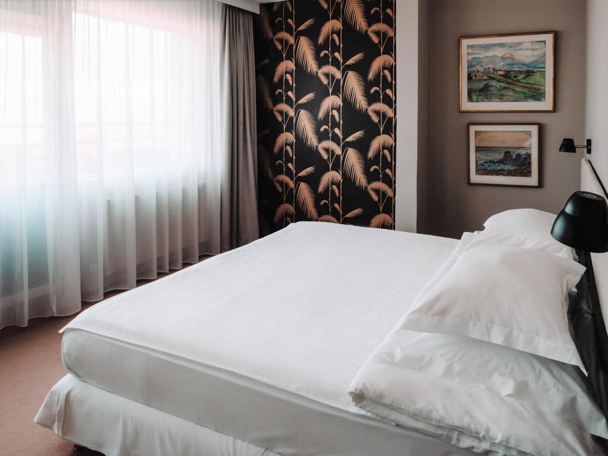 Hotel Holt - The Art 4*