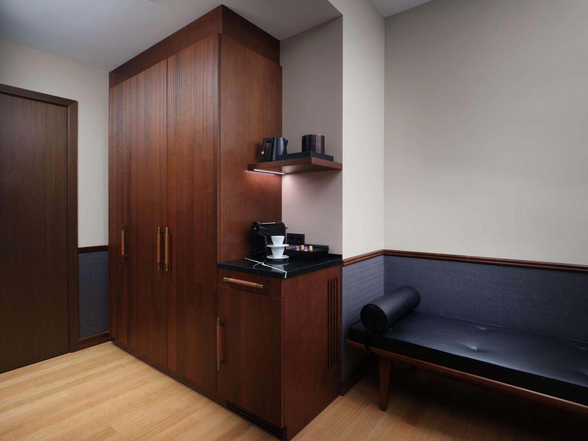 Iceland Parliament Hotel, Curio Collection By Hilton Hotel 4*