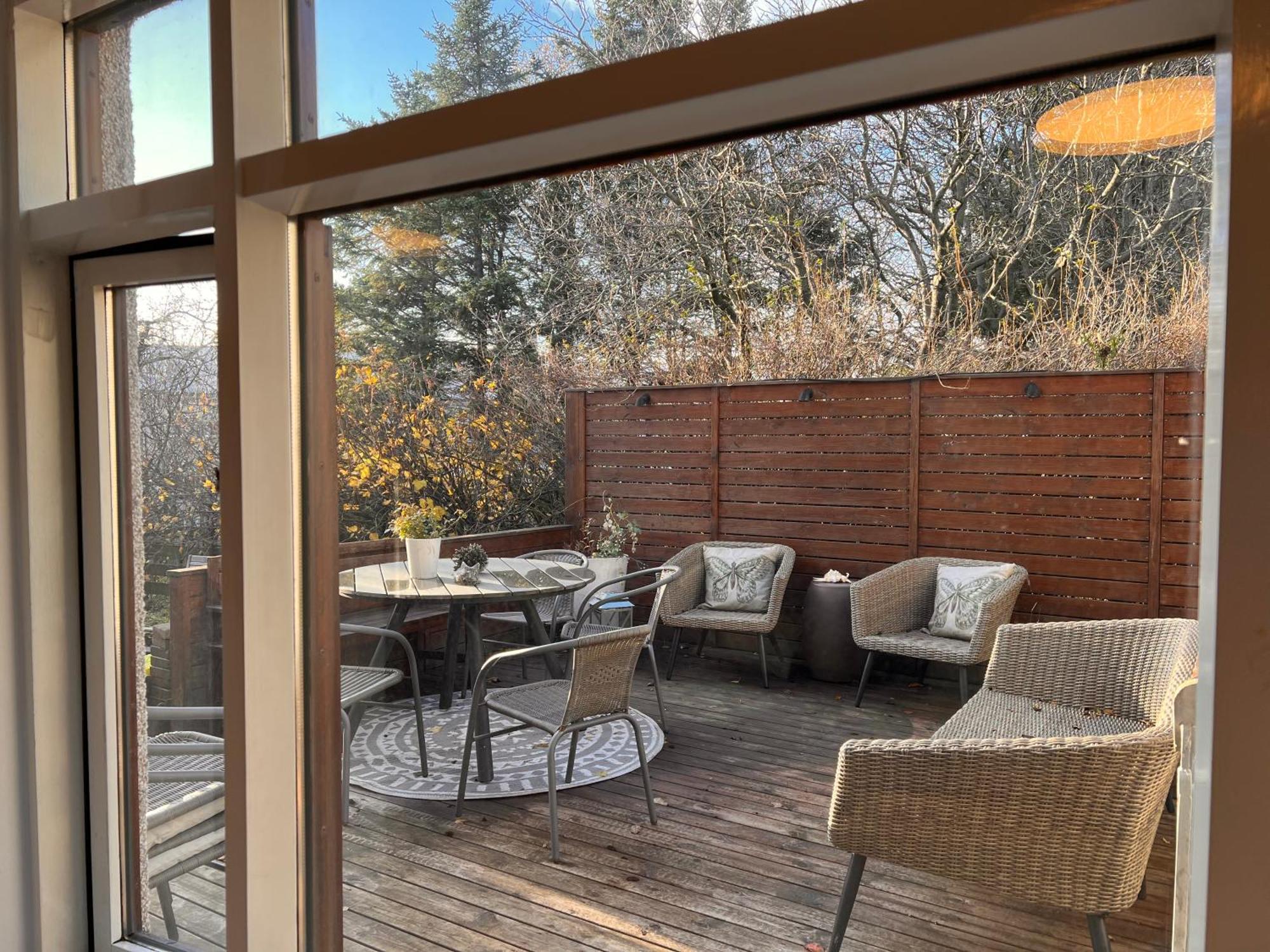 Casa Disa - A Boutique In City's Park And Botanical Garden In Laugardalur, Hot-spring-valley Appartement *